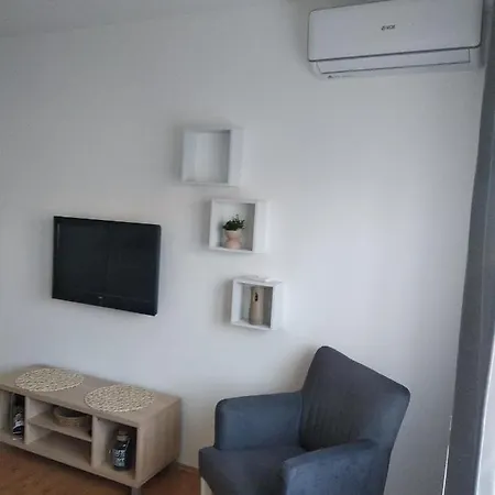 Apartman Lisa Nis Exterior photo